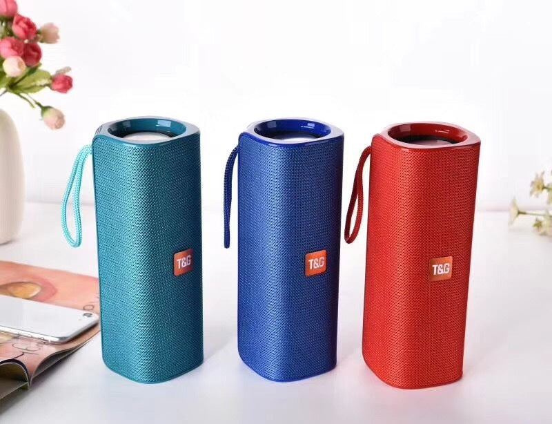 Cloth wireless bluetooth speaker