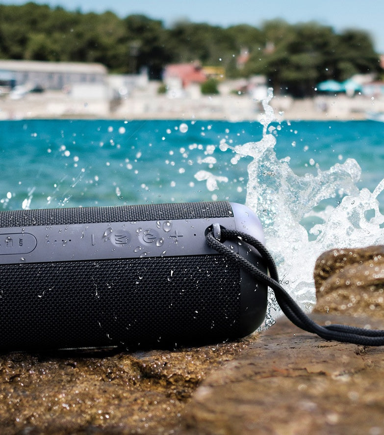 Waterproof Bluetooth speaker